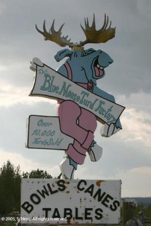 Blue-Moose-Turd-Factory-sig.jpg