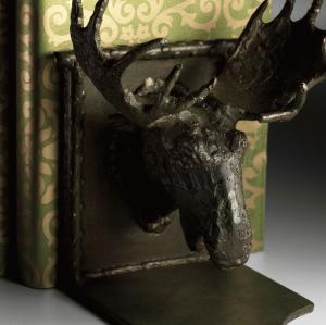 iron-bronze-metal-moose-head-bookends-CN03072-detail.jpg